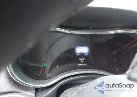 2019 Jeep Grand Cherokee Limited 4X4 z USA, uszkodzony, nr VIN 1C4RJFBG8KC725526